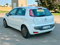 Usata Fiat Punto Evo Sport 95 CV (69 kW) 2011 Bianco Utilitaria