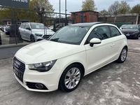 Usata Audi A1 Ambition 105 CV (77 kW) 2011 Bianco Utilitaria