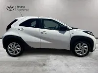Usata Toyota Aygo X Active 72 CV (52 kW) 2022 Bianco SUV
