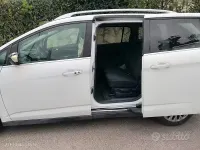 Usata Ford C-MAX 105 CV (77 kW) 2011 Bianco Monovolume