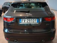 Usata Jaguar F-Pace Portfolio 241 CV (177 kW) 2019 Grigio SUV