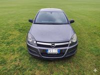 Usata Opel Astra Cosmo 101 CV (74 kW) 2005 Berlina