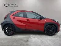 Usata Toyota Aygo X Lounge 72 CV (52 kW) 2022 Rosso SUV