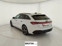 Usata Audi A5 S-Line 204 CV (150 kW) 2025 Bianco metallizzato Station wagon