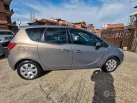 Usata Opel Meriva Cosmo 95 CV (69 kW) 2011 Grigio Monovolume