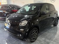 Begagnad Smart ForFour 72 HK (52 kW) 2019 Svart Halvkombi