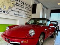 Usata Alfa Romeo Spider 106 CV (77 kW) 1990 Rosso alfa Cabrio