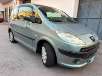 Usata Peugeot 1007 68 CV (50 kW) 2006 Grigio Monovolume