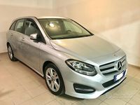 Usata Mercedes B160 90 CV (66 kW) 2016 Grigio Monovolume