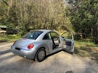 Usata VW New Beetle 90 CV (66 kW) 2002 Grigio Utilitaria