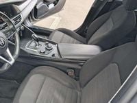 Usata Alfa Romeo Giulia Business 150 CV (110 kW) 2016 Grigio Berlina