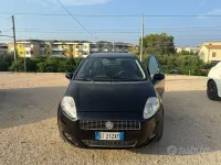 Usata Fiat Punto 69 CV (50 kW) 2012 Nero Utilitaria
