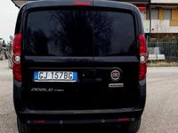 Usata Fiat Doblò 120 CV (88 kW) 2022 Nero Monovolume