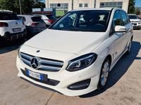 Usata Mercedes B180 116 CV (85 kW) 2019 Bianco Monovolume