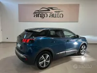 Usata Peugeot 3008 Allure 131 CV (96 kW) 2023 Blu/azzurro SUV