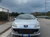Usata Peugeot 307 CC 136 CV (100 kW) 2006 Grigio Cabrio