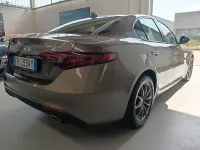 Usata Alfa Romeo Giulia Super 180 CV (132 kW) 2018 Grigio Berlina