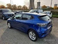 Neu Renault Clio V Equilibre 101 PS (74 kW) 2025 Blau Limousine