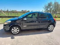 Usata Renault Clio 54 CV (39 kW) 2012 Nero Utilitaria