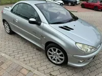 Usata Peugeot 206 CC 109 CV (80 kW) 2005 Argento Cabrio