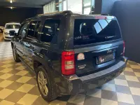 Usata Jeep Patriot Limited 140 CV (102 kW) 2008 Blu/azzurro SUV