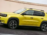 Nuova Fiat Grande Panda La Prima 110 CV (80 kW) 2025 Argento Utilitaria