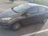 Usata Ford Fiesta Titanium 75 CV (55 kW) 2015 Grigio Utilitaria