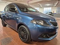 Usata Lancia Ypsilon Silver 69 CV (50 kW) 2021 Blu Utilitaria