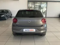 Usata VW Polo Comfortline 80 CV (58 kW) 2018 Grigio Utilitaria