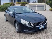 Usata Volvo S60 R-Design 163 CV (119 kW) 2012 Nero Berlina