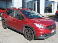 Usata Peugeot 2008 GT-line 120 CV (88 kW) 2017 Rosso SUV