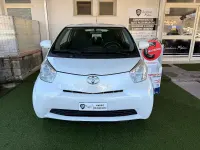 Usata Toyota iQ Sol 68 CV (50 kW) 2010 Bianco Utilitaria