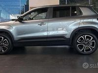 Nuova Jeep Avenger Longitude 101 CV (74 kW) 2025 Grigio SUV