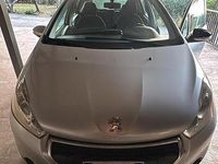 Usata Peugeot 208 Active 68 CV (50 kW) 2013 Grigio Utilitaria