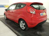 Usata Ford Fiesta 75 CV (55 kW) 2017 Rosso Utilitaria