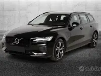 Usata Volvo V60 R-Design 303 CV (222 kW) 2021 Nero Station wagon