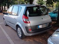 Usata Renault Scénic II 130 CV (95 kW) 2006 Monovolume