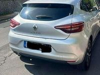 Brugt Renault Clio V Techno 91 HK (66 kW) 2023 Sølv Sedan