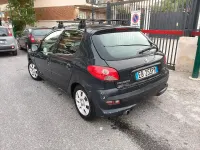 Usata Peugeot 206 60 CV (44 kW) 2010 Berlina
