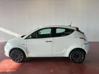 Usata Lancia Ypsilon Silver 69 CV (50 kW) 2024 Bianco neve Utilitaria