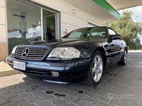 Usata Mercedes SL500 306 CV (225 kW) 1998 Blu Cabrio