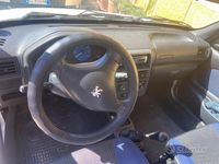 Usata Peugeot 106 50 CV (36 kW) 2000 Bianco Utilitaria