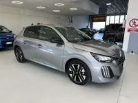 Usata Peugeot 208 Allure 101 CV (74 kW) 2025 Grigio artense Utilitaria