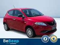 Usata Lancia Ypsilon Silver 95 CV (69 kW) 2017 Rosso metallizzato Utilitaria