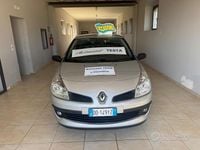 Usata Renault Clio II Luxe 2007 Grigio Berlina