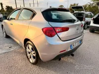 Usata Alfa Romeo Giulietta Progression 120 CV (88 kW) 2014 Grigio Utilitaria