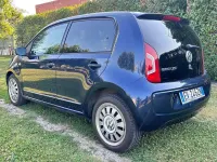 Usata VW up! Highline 68 CV (50 kW) 2012 Blu/azzurro Utilitaria