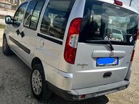 Usata Fiat Doblò Dynamic 105 CV (77 kW) 2009 Grigio Monovolume