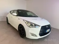 Usata Hyundai Veloster Comfort 140 CV (102 kW) 2012 Beige Utilitaria