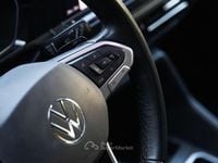 Usata VW Caddy Maxi Style 122 CV (89 kW) 2022 Argento Monovolume